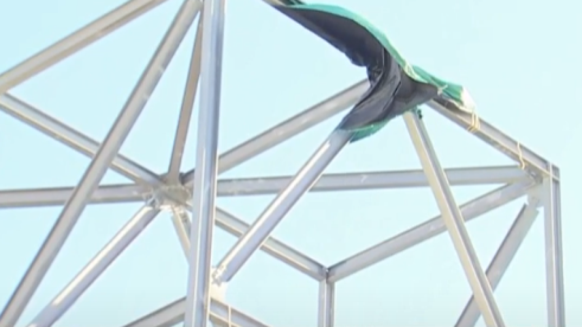 ‘S.O.S. Biden They Won’t Stop at Roe:’ Man Climbs Metal Structure to ...