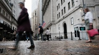 U.S. 10-Year Treasury Yield Inches Lower as Investors Await Key Inflation Report
