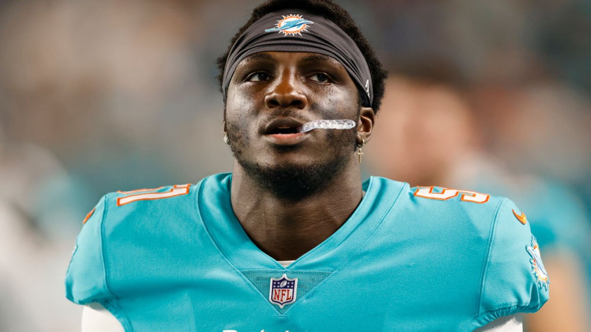 Dolphins' Trill Williams cleared in rehab from torn ACL