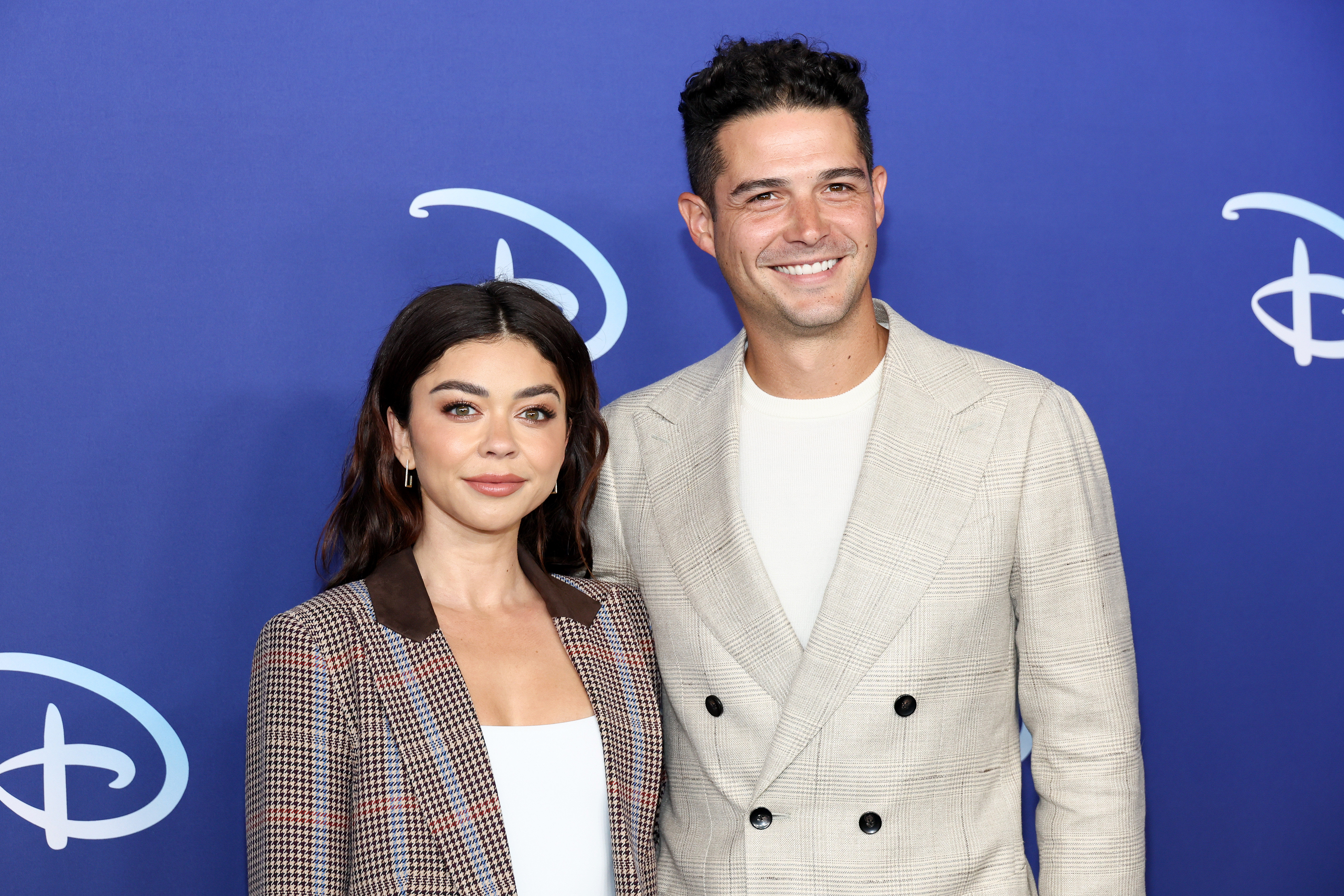 Sarah Hyland Marries Wells Adams During Intimate Marriage Ceremony