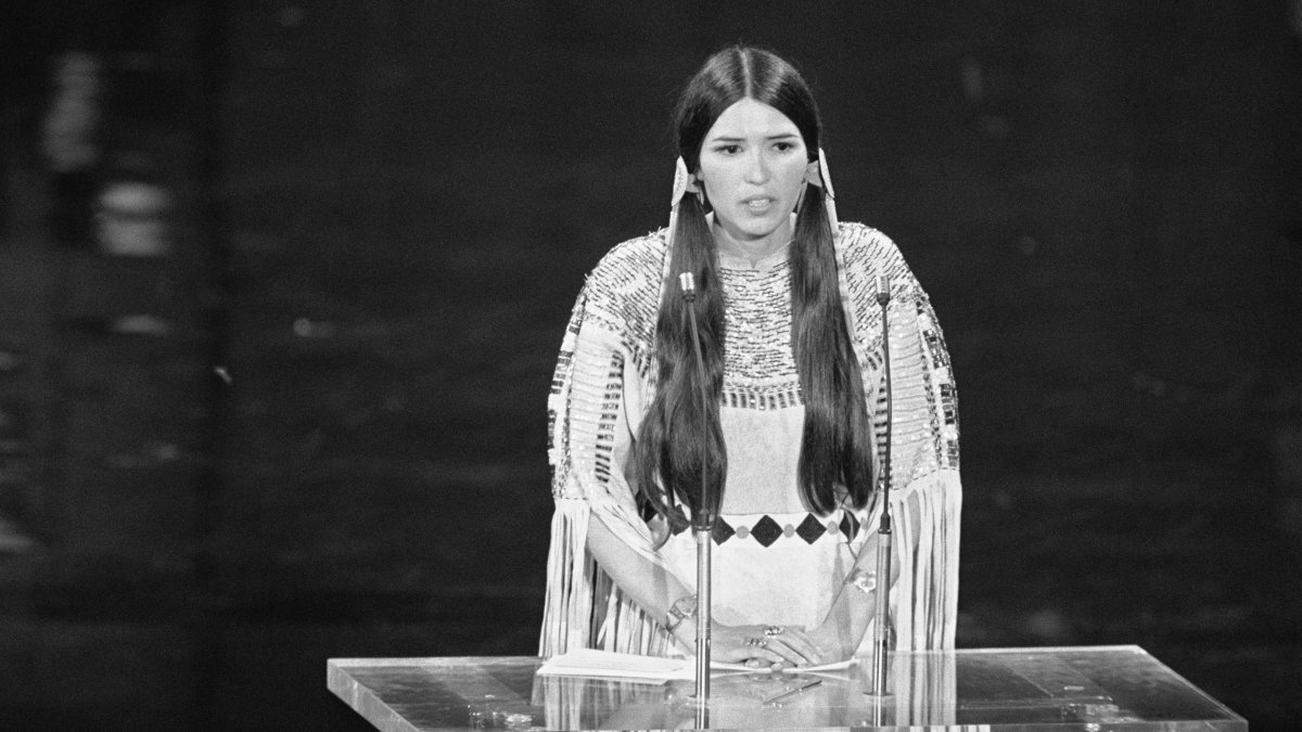 Academy Apologizes to Sacheen Littlefeather for 1973 Oscars When She Refused Award for Marlon Brando