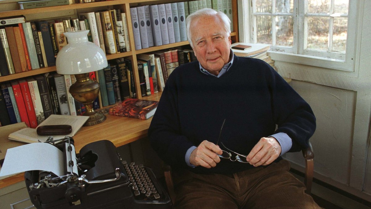 David McCullough, Pulitzer-Winning Historian, Dies at 89 – NBC 6 South Florida - Vimarsana News