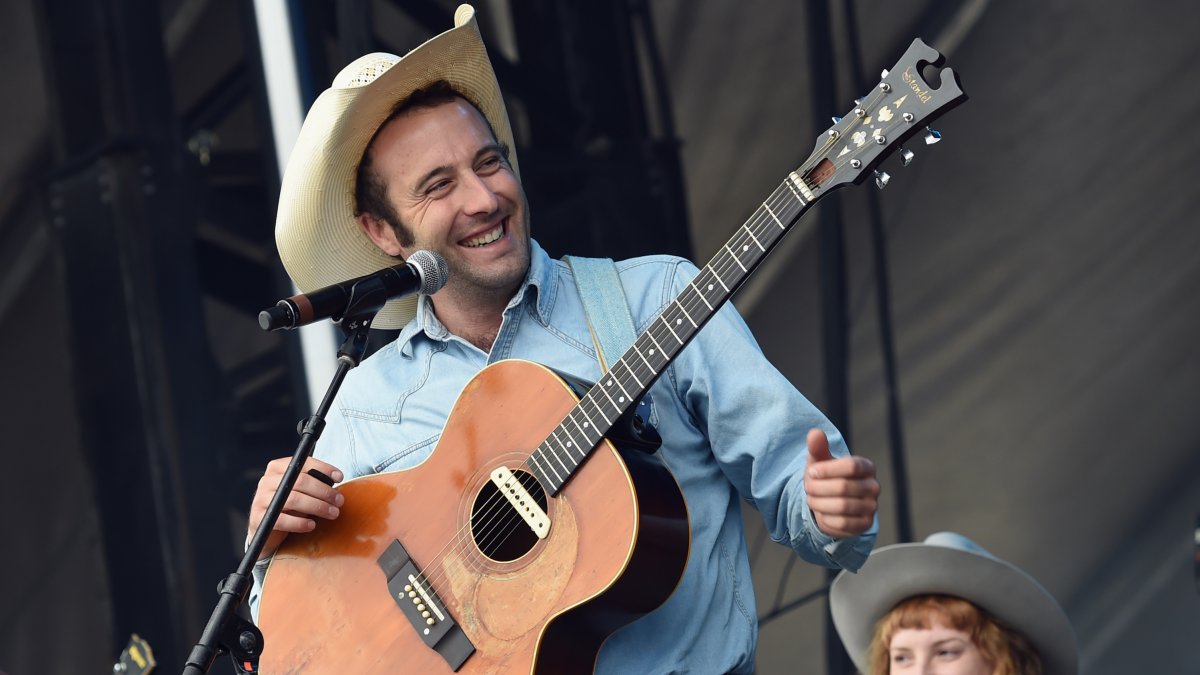Region Singer Luke Bell Dead at 32 Just after Going Missing Region Singer Luke Bell Dead at 32 Just after Going Missing