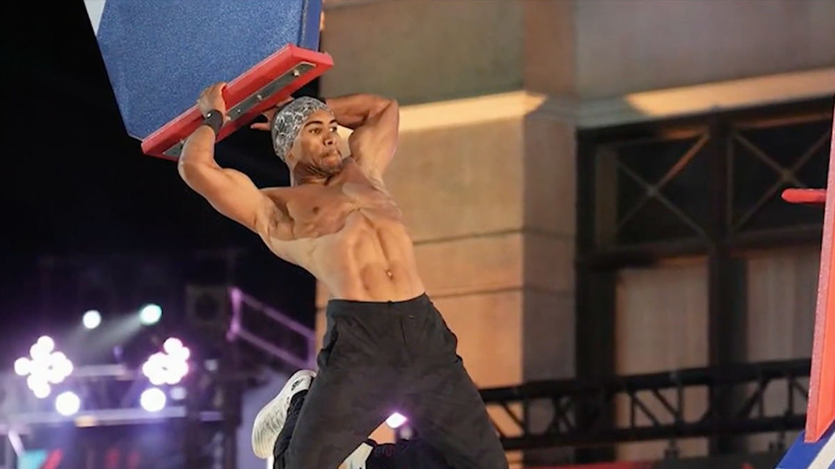 Local FWC Recruiter Makes National Finals on ‘American Ninja Warrior’ for Second Time