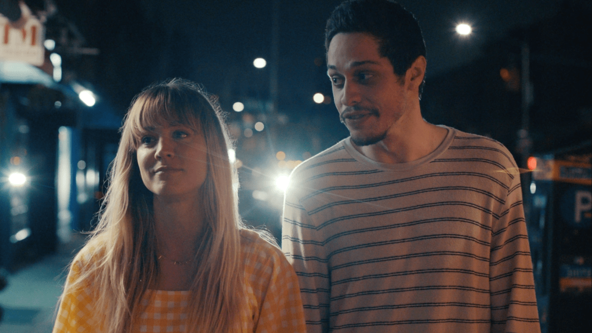 See Pete Davidson and Kaley Cuoco Couple Up in First-Look Photos From Their Rom-Com ‘Meet Cute’