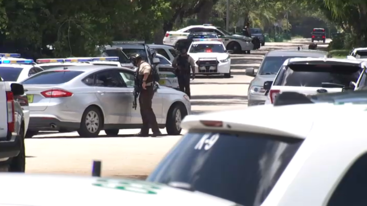 Standoff With Armed Barricaded Man in Palmetto Bay Home Ends – NBC 6 ...