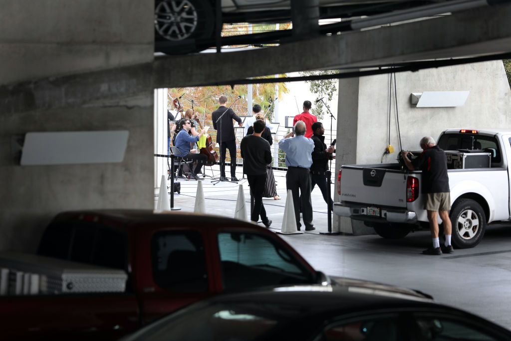 Miami Beach to Open Parking Garages for Residents Ahead of Ian's Impacts