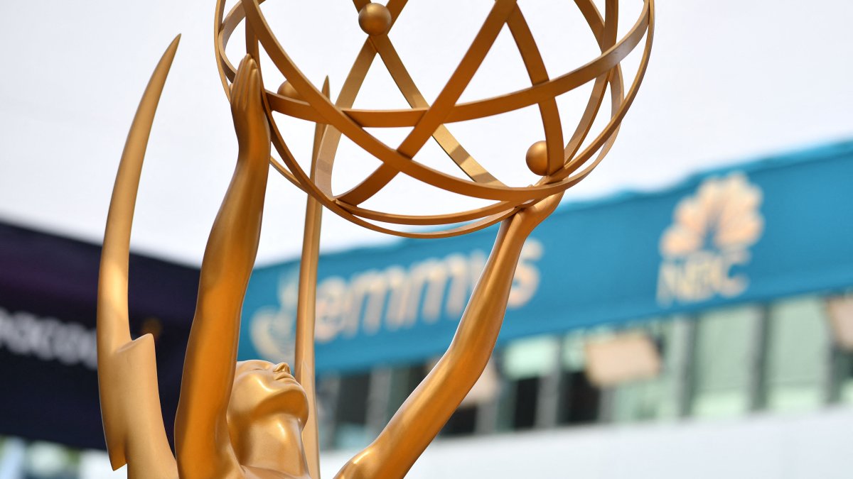 2022 Emmy Award Nominees and Winners: Reside Updates
