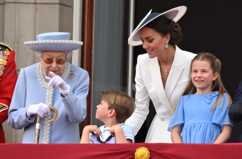 Kate Middleton Shares Prince Louis’ Heartbreaking Text About Queen Elizabeth Just after Her Death