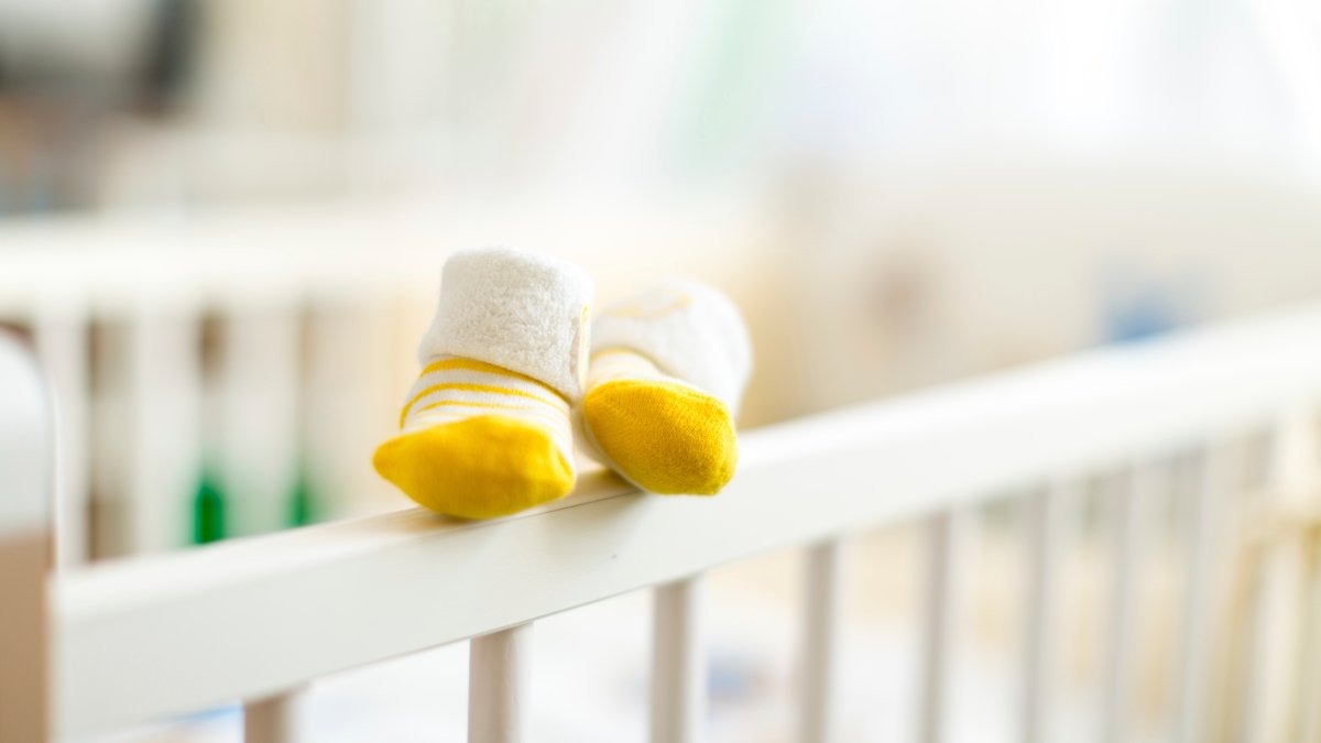 Mother Charged After Her Second 6-Week-Old Dies as a Result of Co-Sleeping - Vimarsana News