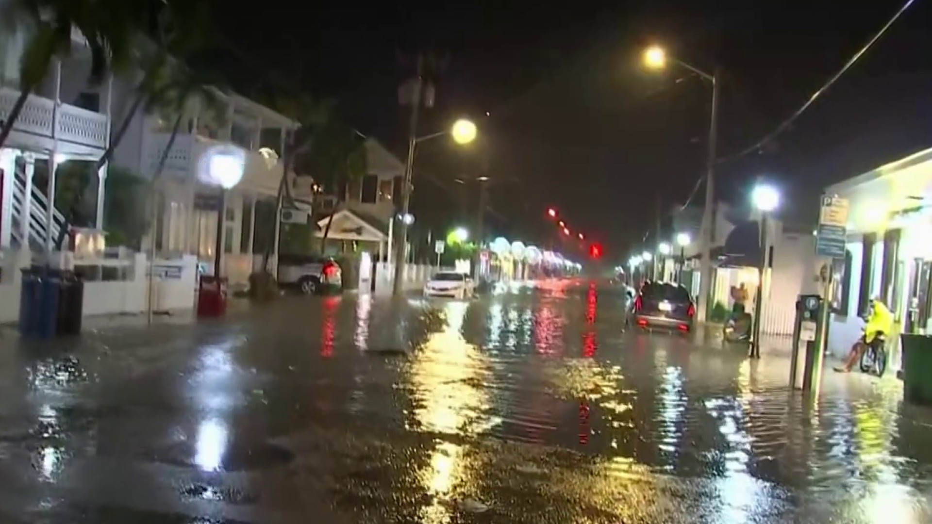 Walt Disney World, Universal Studios Orlando to Close Parks as Hurricane Ian Approaches Florida