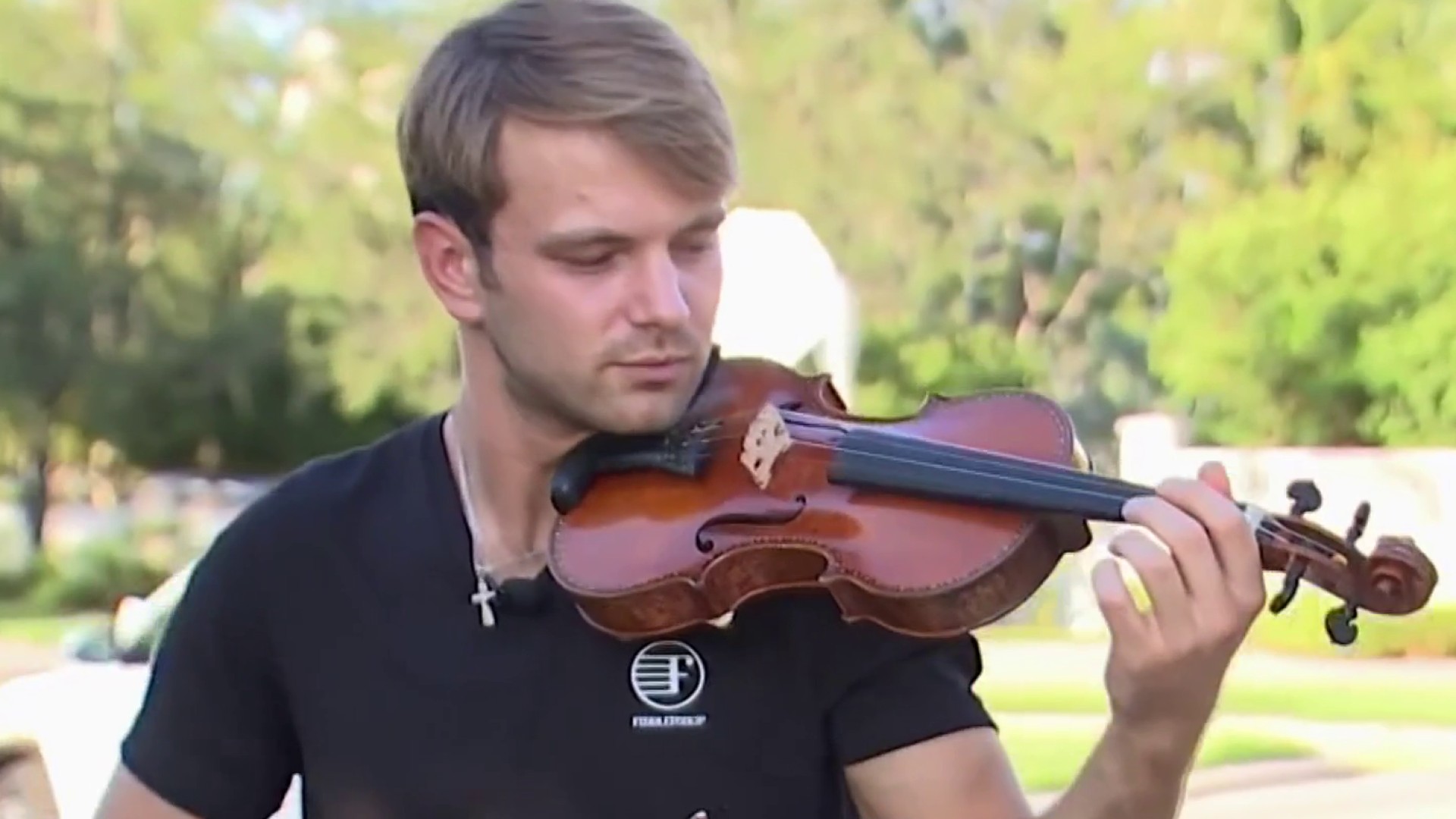 World-Renowned Ukrainian Violinist Returns to South Florida Months After Russian Invasion