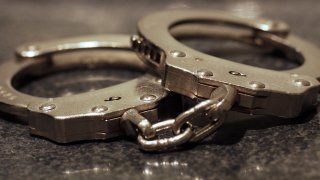 Arrestos en India