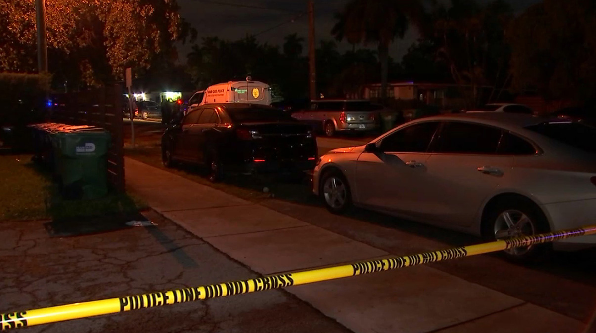 1 Killed, 3 Injured in Drive-By Shooting in Northeast Miami-Dade: Police
