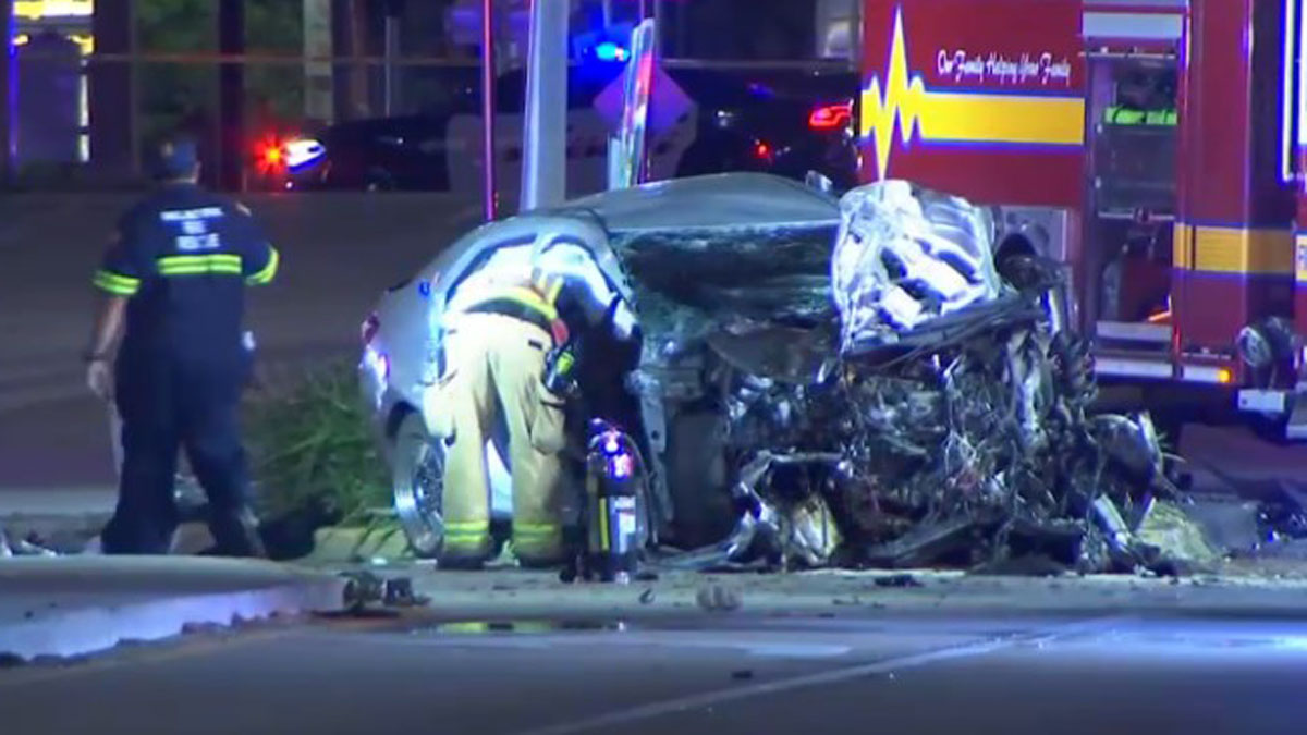 Multiple People Hospitalized After Fiery Crash in Oakland Park