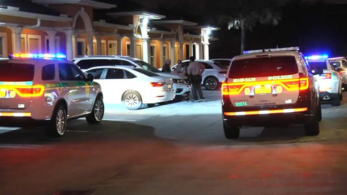 Man Hospitalized After Shooting at Hotel in Miami-Dade