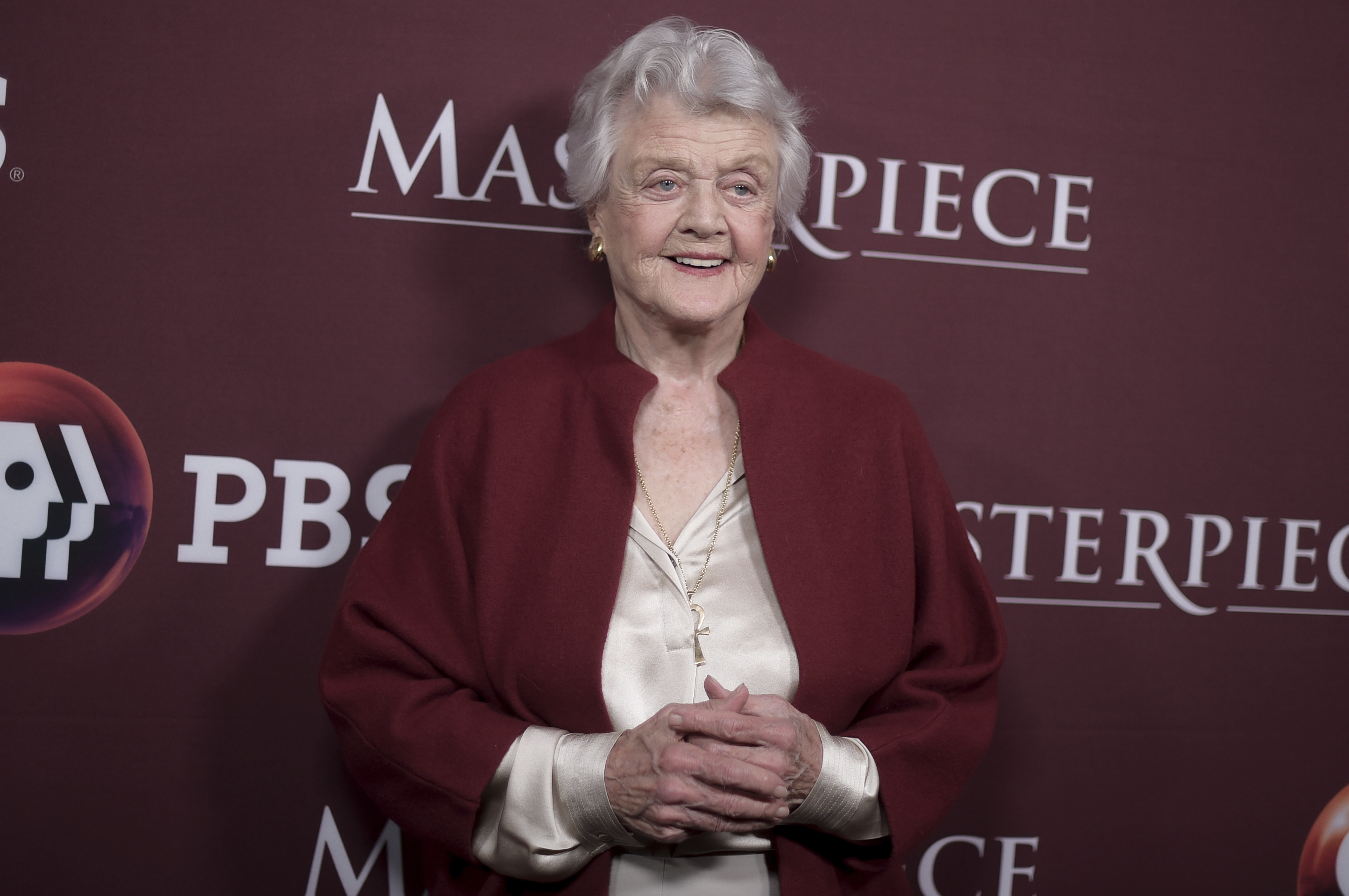 ‘Murder, She Wrote’ Star Angela Lansbury Dies at 96