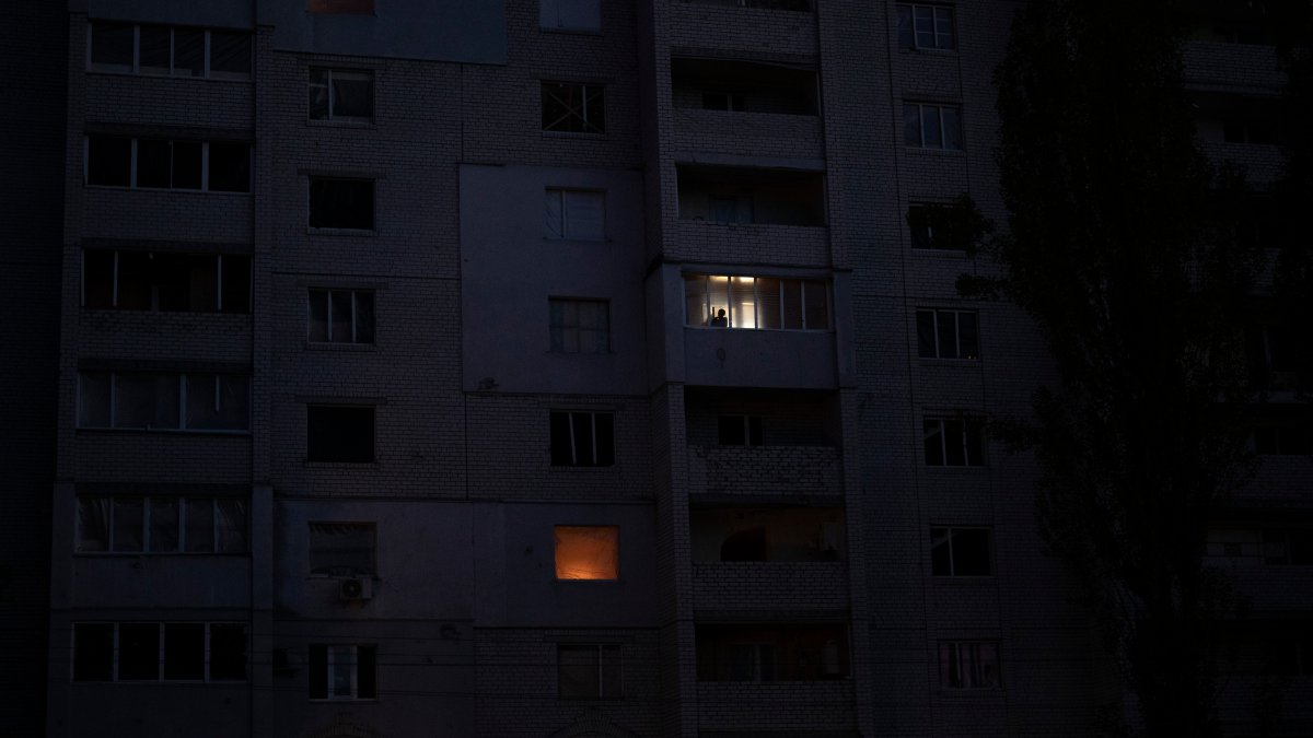 'Massive' Strike Knocks Out Power For 100,000s in Ukraine – NBC 6 South Florida - Vimarsana News
