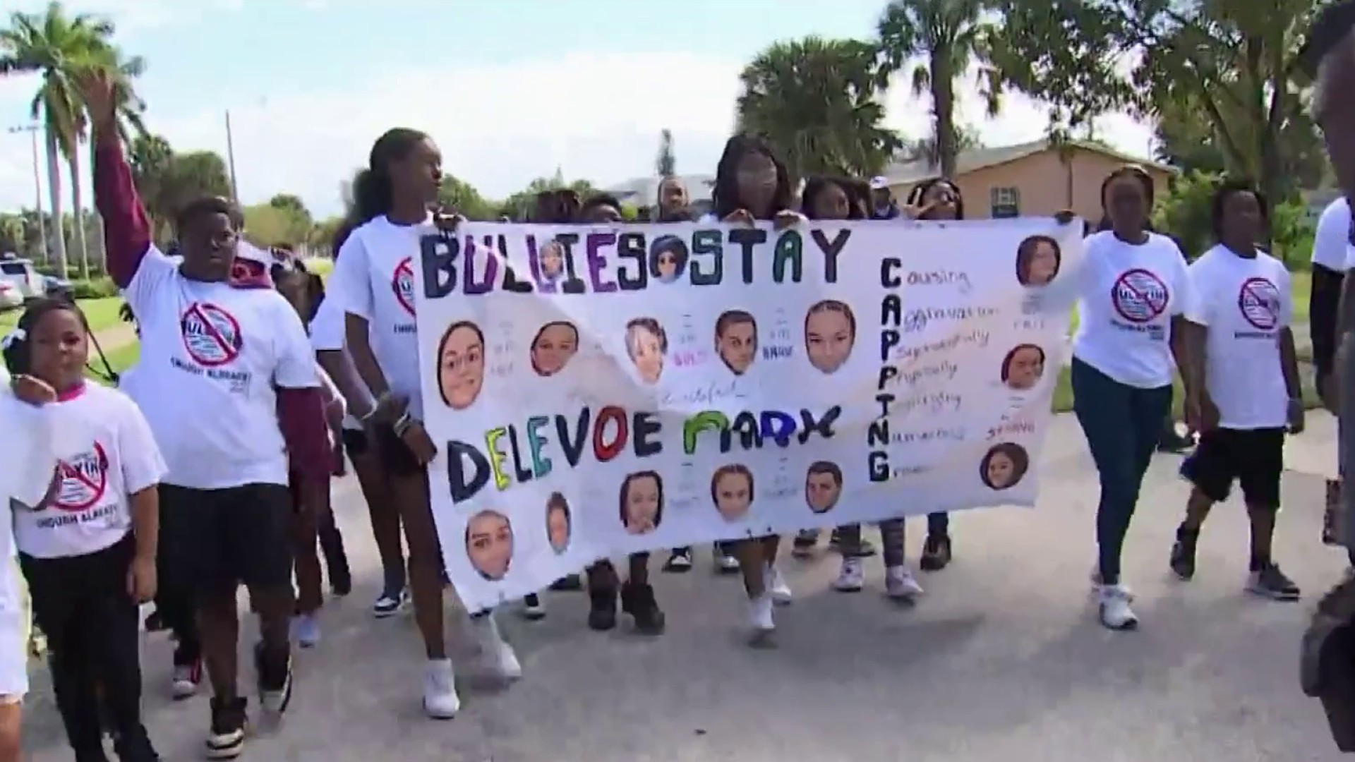 Broward Students March in Parade With Mission to Stop Bullying