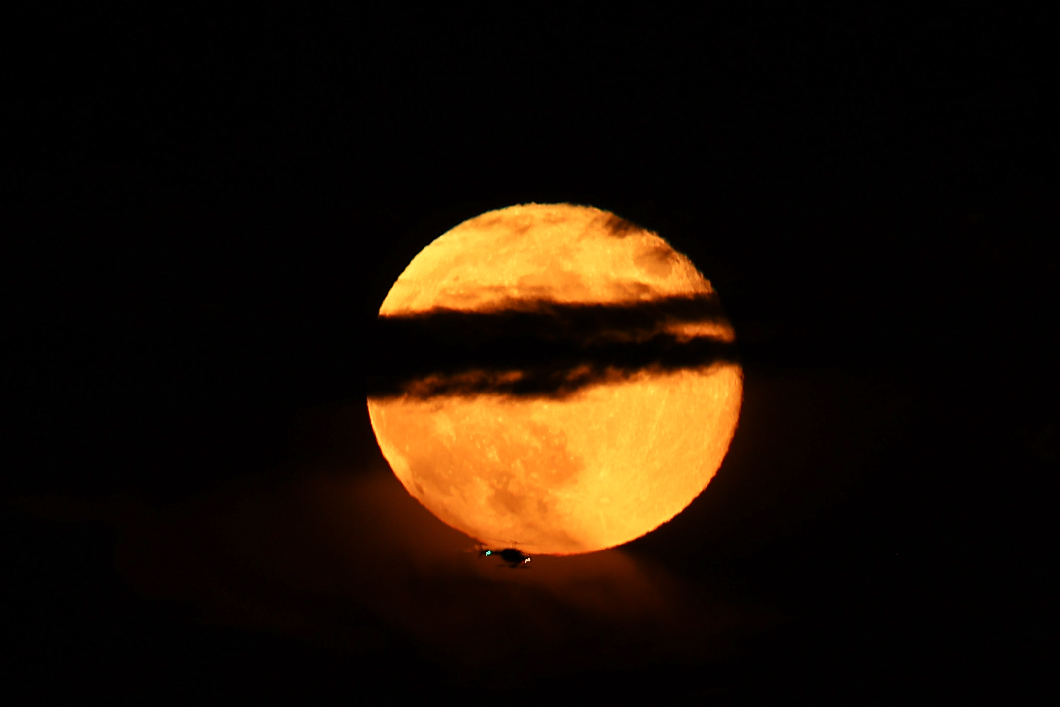 South Florida Skies to Light Up With Full Moon, Planets, Meteor Showers in October