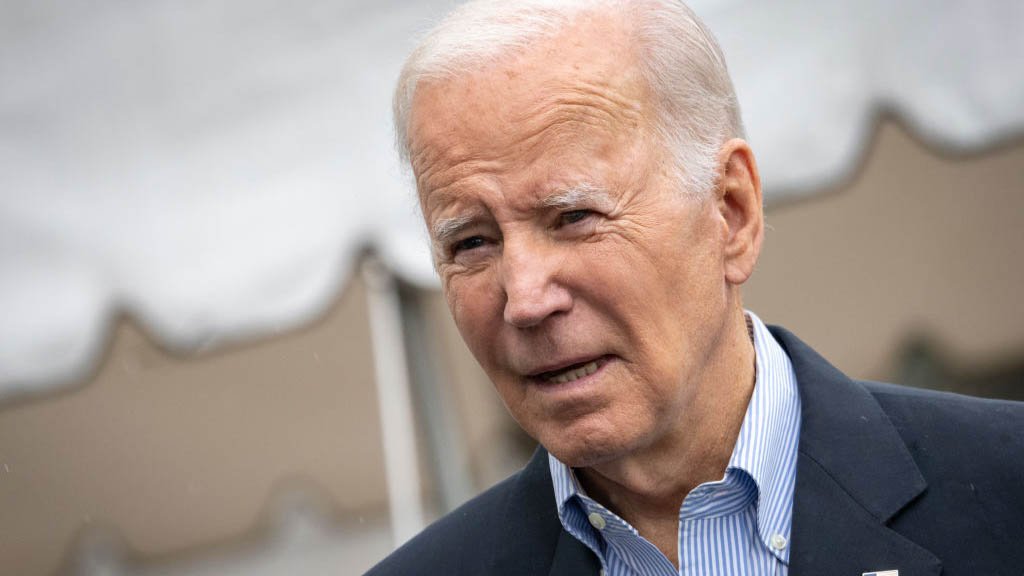 Conservative Business Group Sues Biden Administration Over Student Loan Foregiveness Plan – NBC 6 South Florida - Vimarsana News