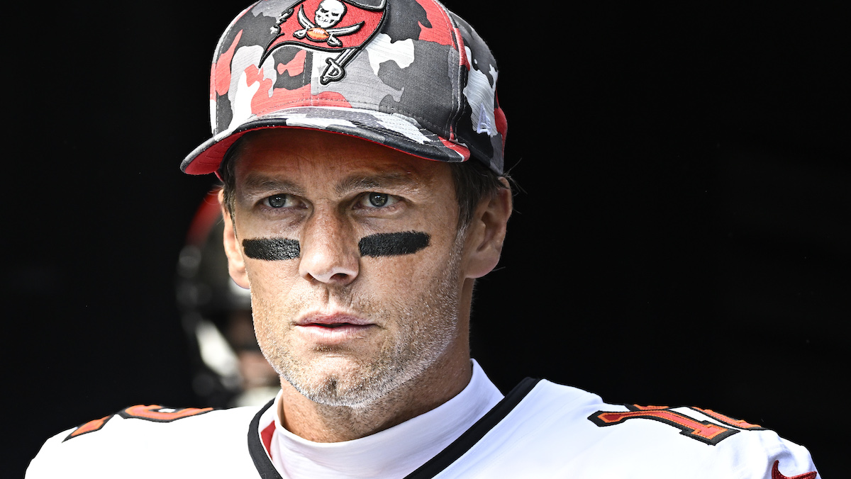 Tom Brady Sets Record Straight on Retirement Options Amid Gisele Bündchen Divorce Rumors Tom Brady Sets Record Straight on Retirement Options Amid Gisele Bündchen Divorce Rumors