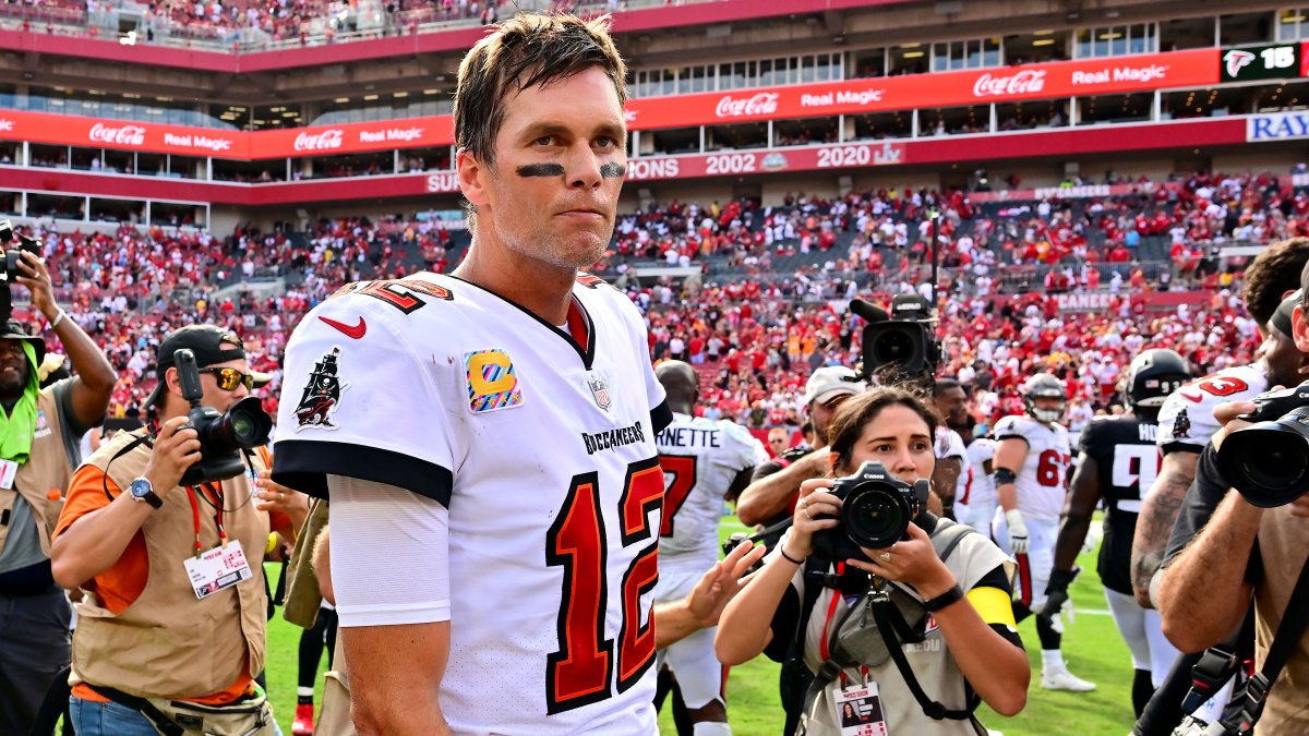 Tom Brady Compares Leaving Family members for Football Time to a Navy Deployment Tom Brady Compares Leaving Family members for Football Time to a Navy Deployment