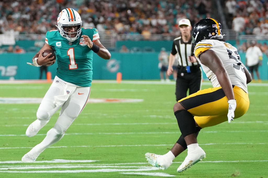 Dolphins Get Win Over Steelers on NBC's Sunday Night Football in Tua's Return