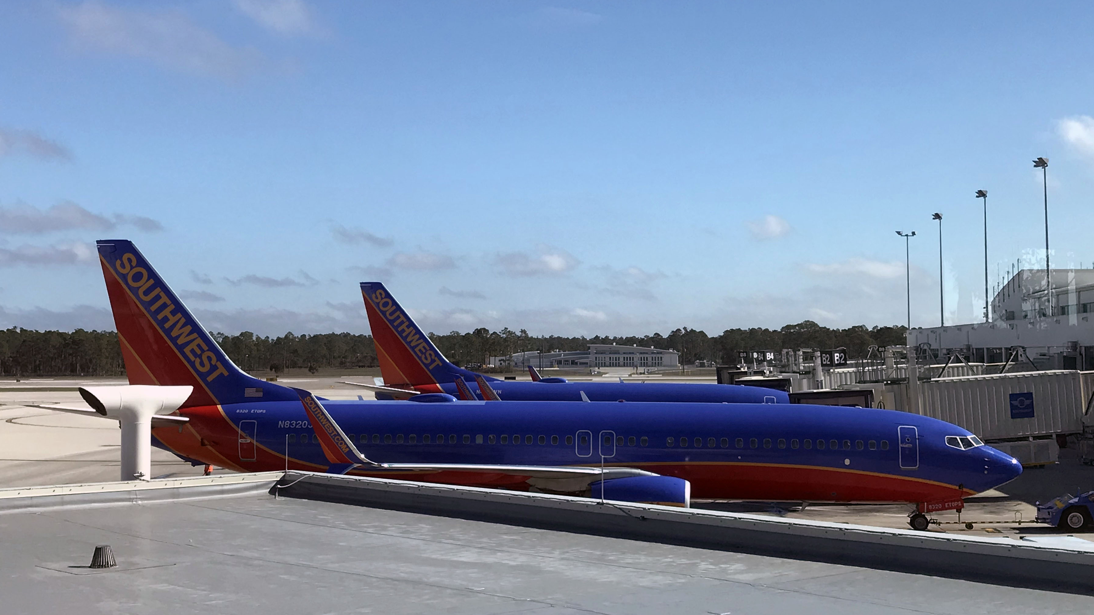 SW Florida Int'l Airport Site Goes Offline After It Was Named a Target by Hacktivist Group