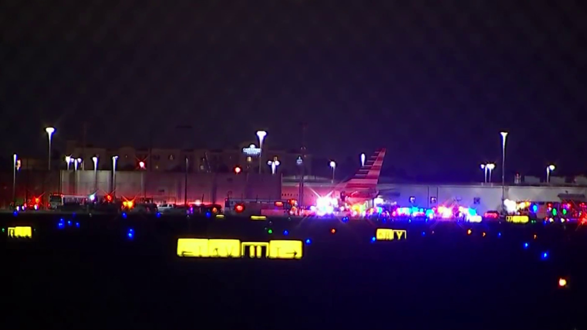 Fumes From Carry-on Luggage Postpones American Airlines Flight at MIA