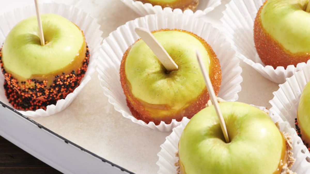 Halloween Caramel Apples: an Effortless, Exciting Handle Amid the Sweet Halloween Caramel Apples: an Effortless, Exciting Handle Amid the Sweet