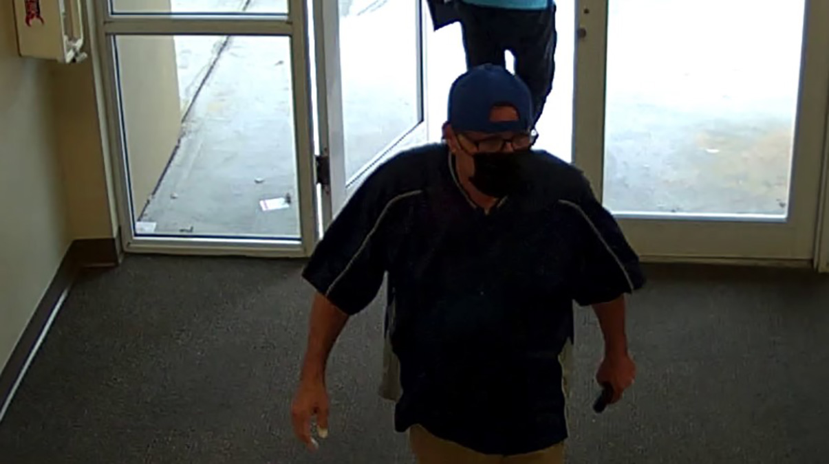FBI Seeking Information on Suspect Caught on Camera in SW Miami-Dade Bank Robbery