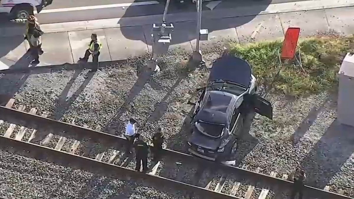 3 Hospitalized After Car Struck by TriRail Train in Oakland Park NBC