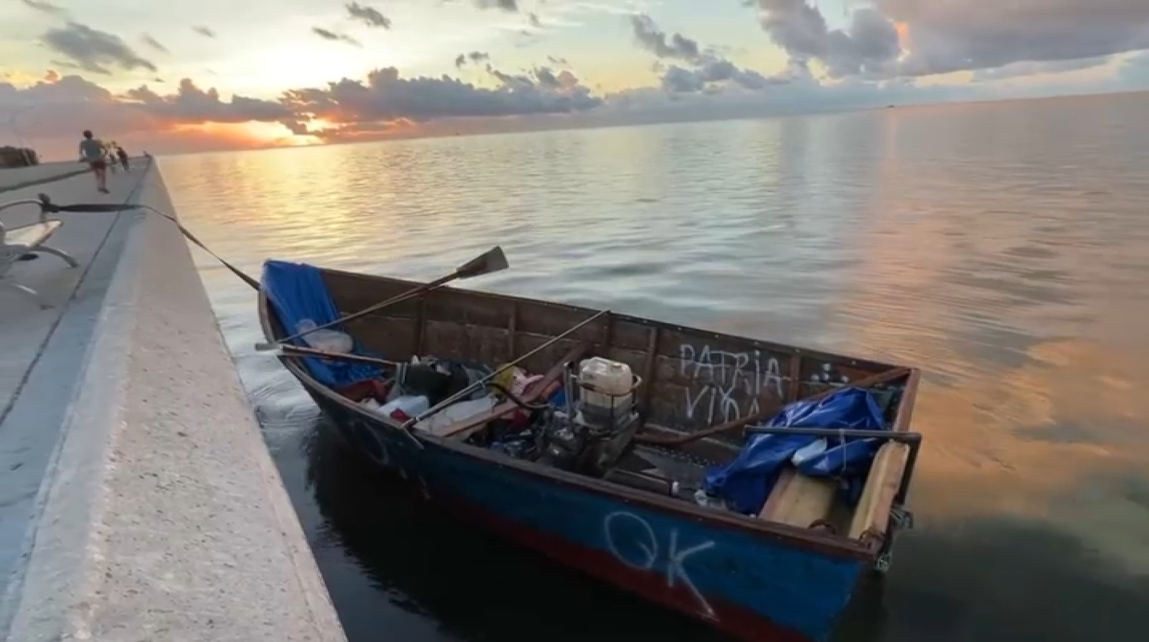 21 Cuban Migrants in Custody After Landing at Beach in Key West