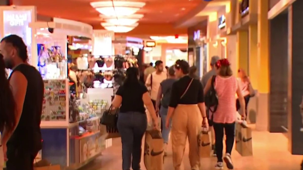 How to Master Miami's Malls on Black Friday - Racked Miami
