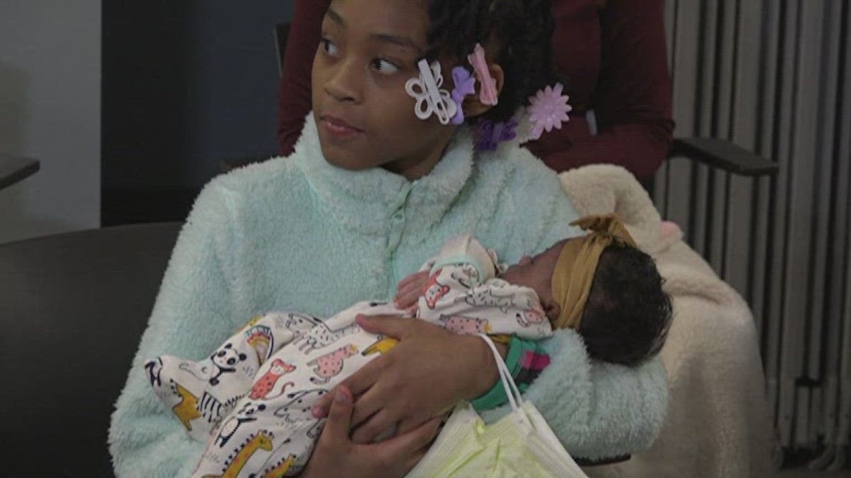 10-Year-Old Missouri Girl Helps Mom Deliver Baby at Home – NBC 6 South Florida - Vimarsana News