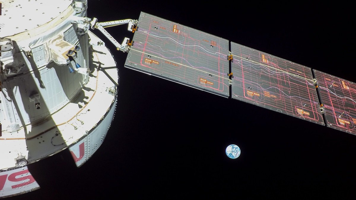 NASA's Orion Capsule Flies Over Apollo Sites on Moon, Heads Home – NBC 6 South Florida - Vimarsana News