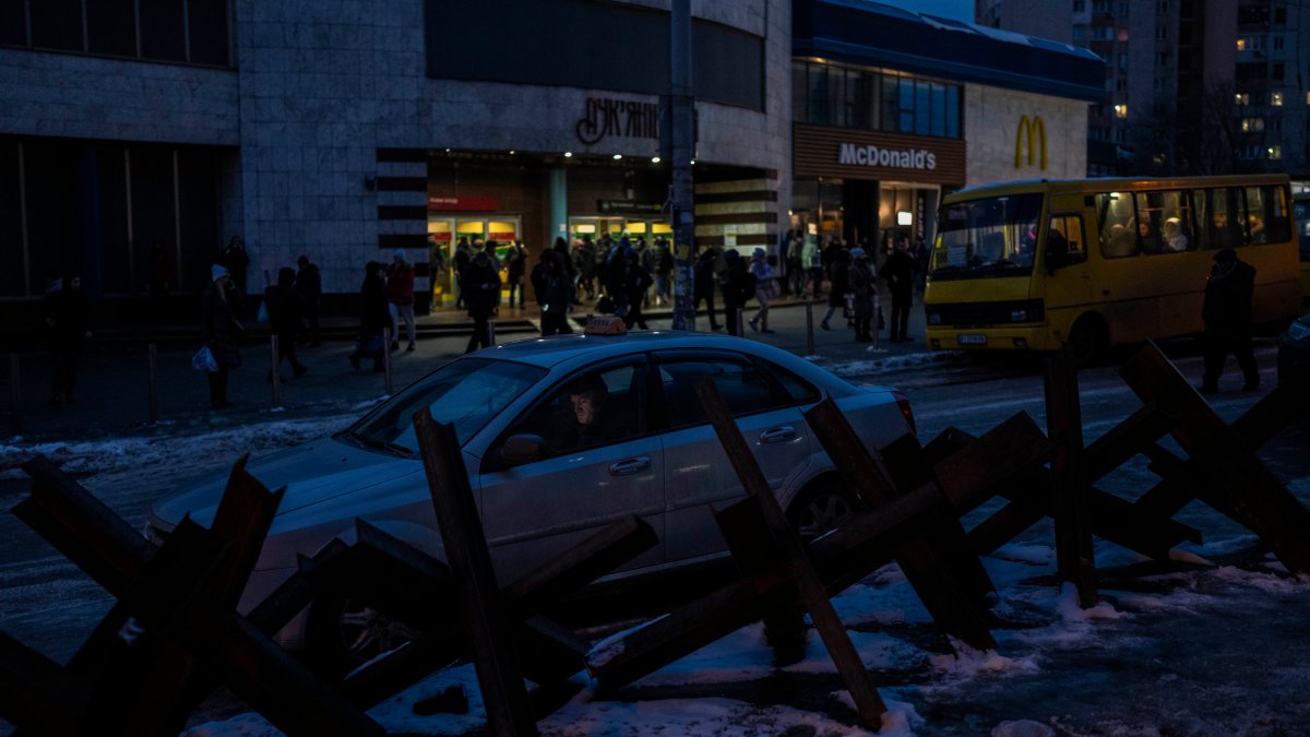 Ukraine's Kherson Loses Power Supply After Russian Shelling – NBC 6 South Florida - Vimarsana News
