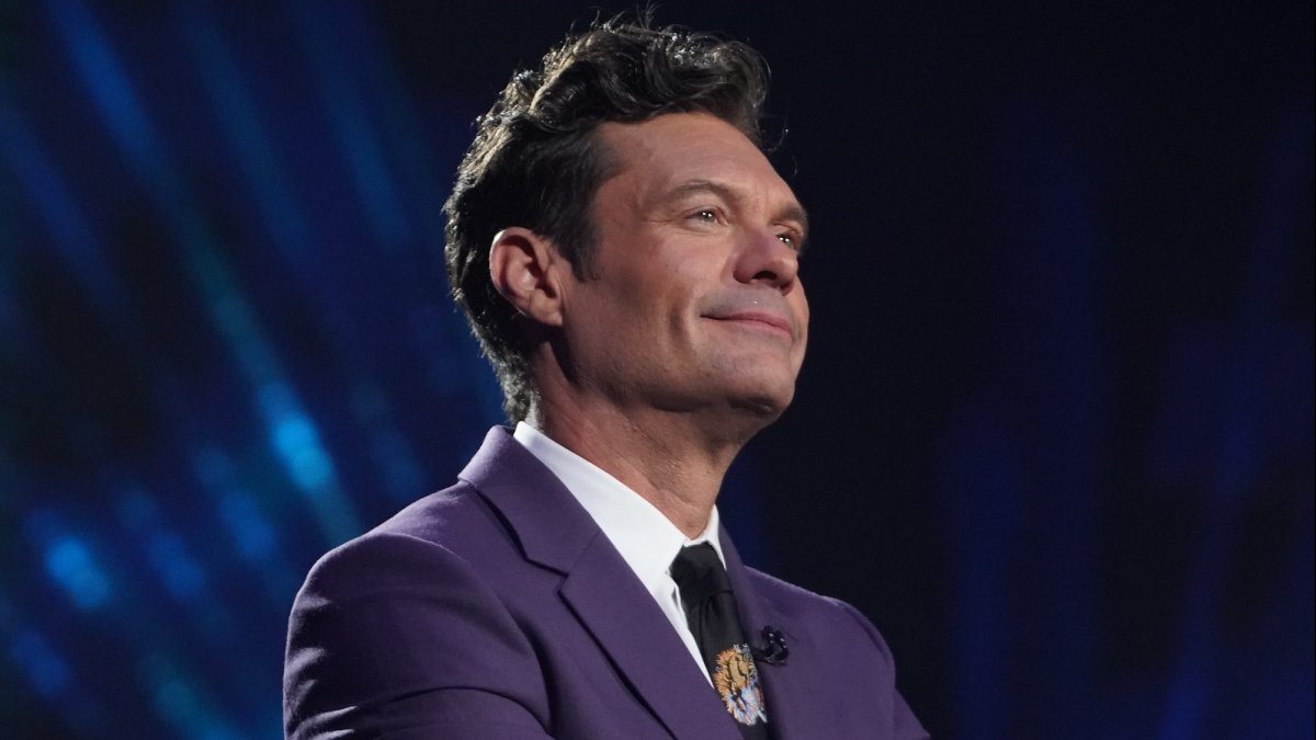 Ryan Seacrest Applauds CNN’s Reduced-Alcoholic beverages NYE Broadcast A single 12 months After Andy Cohen Diss