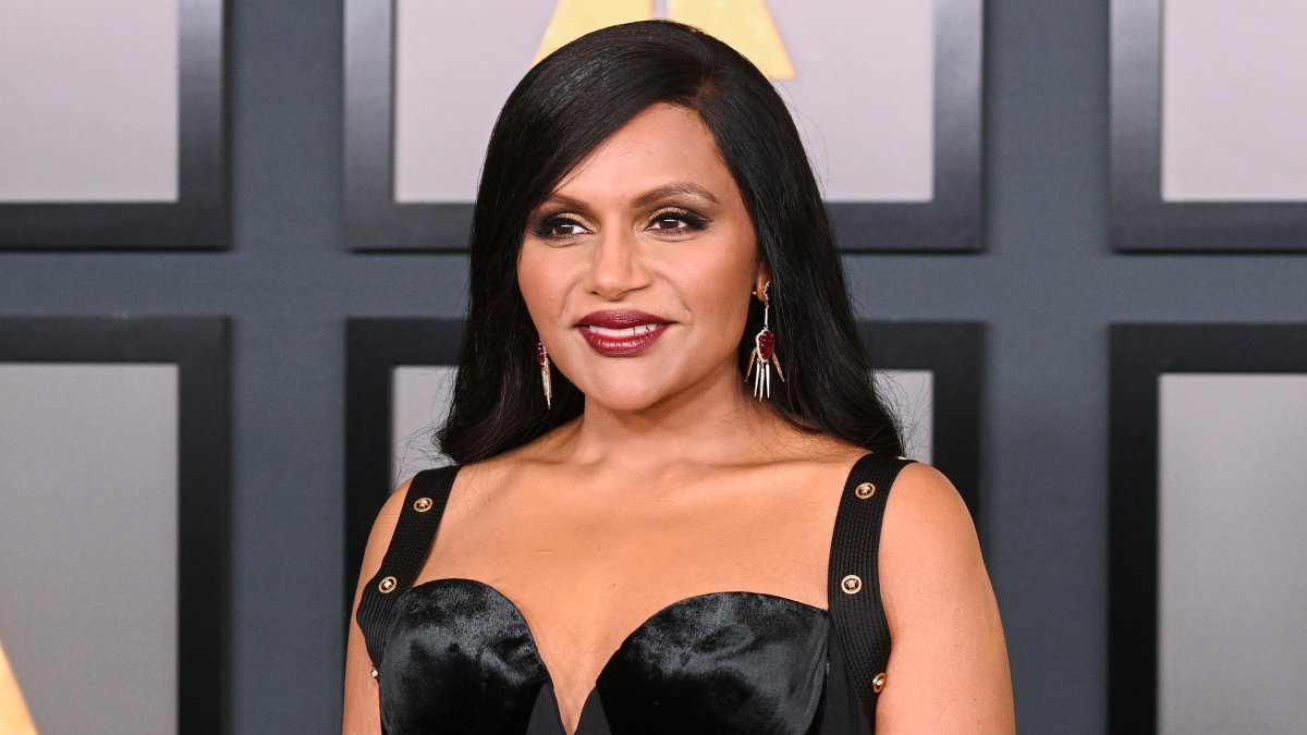 Mindy Kaling Responds to Fans’ Issue More than Her Eating Practices Pursuing Instagram Publish