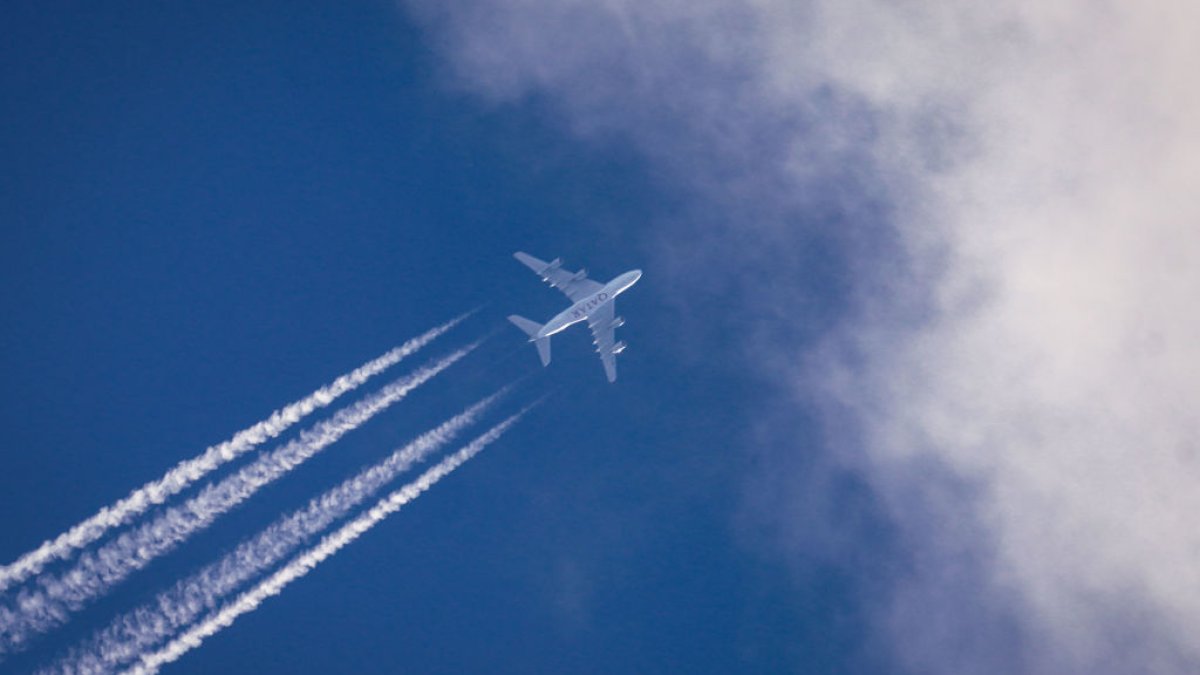 Is Climate Change Making Flying More Dangerous? – NBC 6 South Florida - Vimarsana News