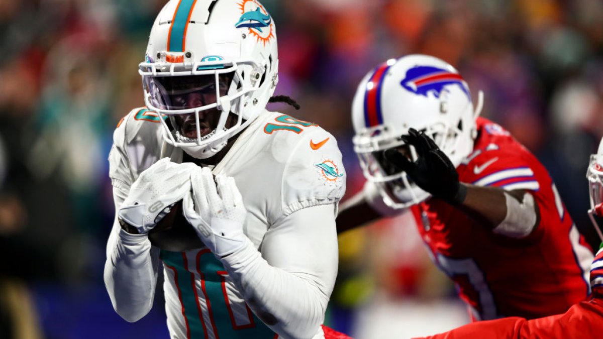 Miami Dolphins hold on to playoff hopes - Axios Miami