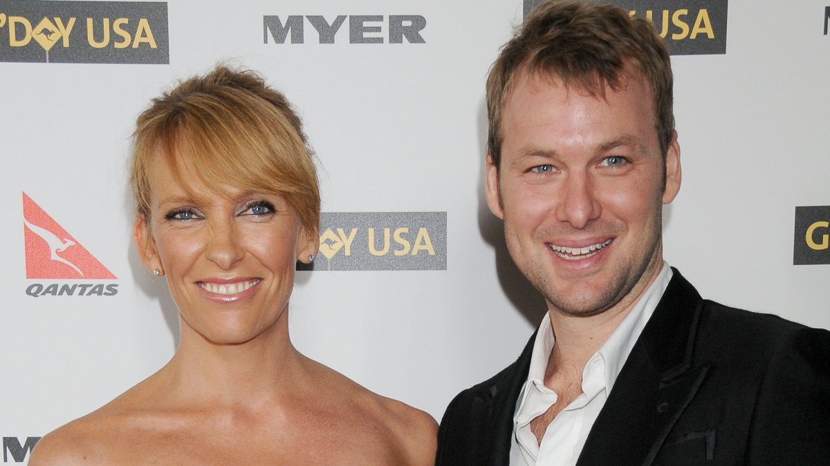 Toni Collette & Husband Dave Galafassi Crack Up Right after Nearly 20 Many years of Marriage