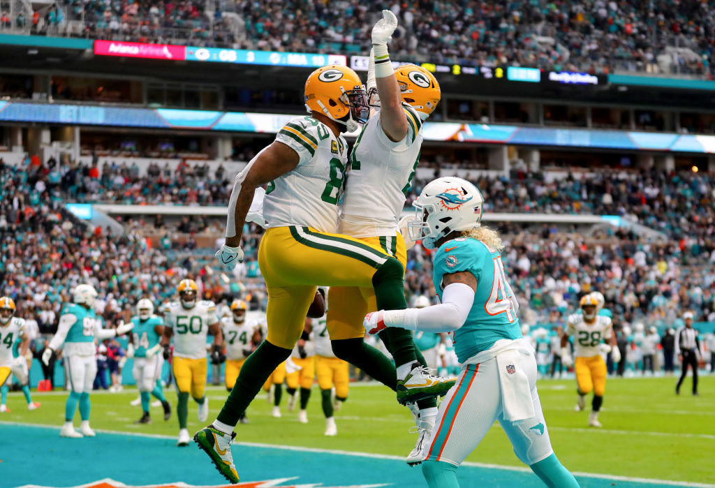 Green Bay Comes Back to Shock Miami, Hand Dolphins Their 4th Straight Loss