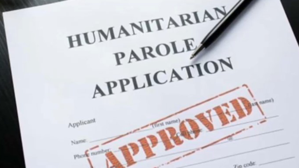 Cuban and Haitian Migrants in US Under New Parole Program Eligible for