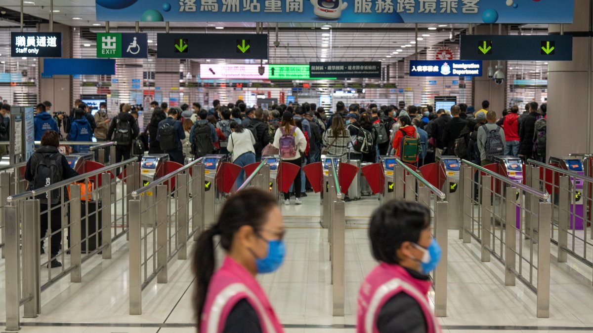 Travelers Rush to China as Border Restrictions are Eased – NBC 6 South Florida - Vimarsana News