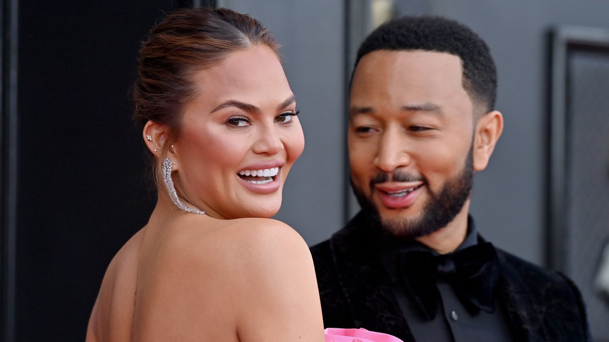 Chrissy Teigen and John Legend Share Initial Picture of Their Newborn Toddler