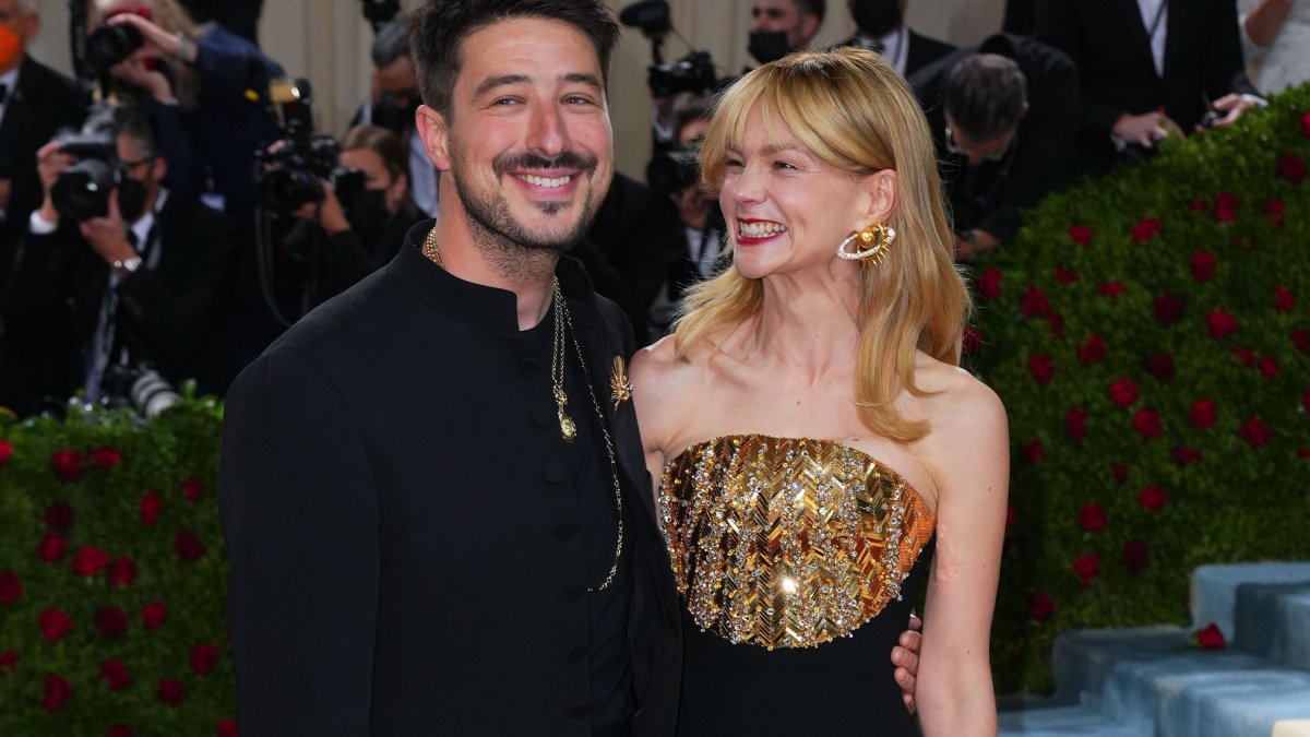 Carey Mulligan Is Expecting, Anticipating Little one No. 3 With Marcus Mumford