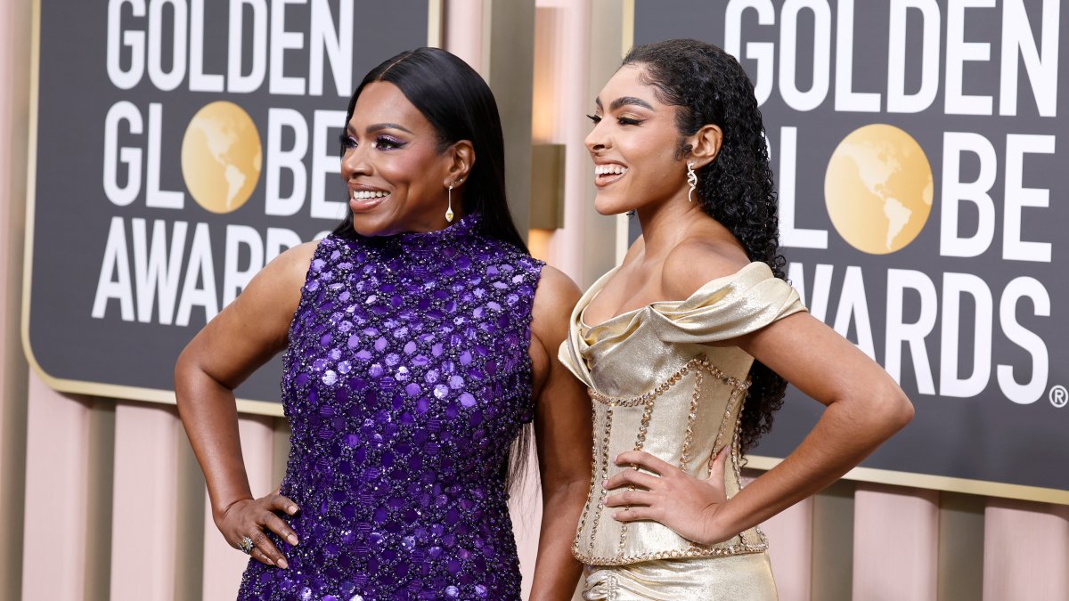 ‘Abbott Elementary’ Star Sheryl Lee Ralph Reveals Her Daughter Styled Her Stunning Golden Globes Glance