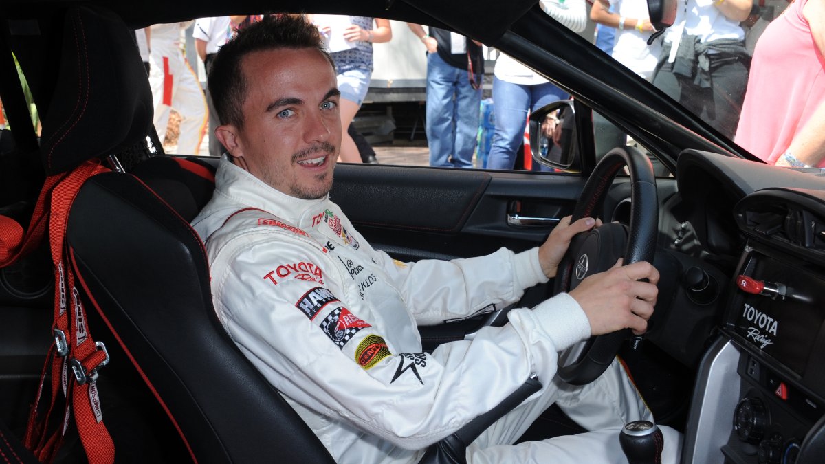 ‘Malcolm in the Middle’ Star Frankie Muniz Suggests He’s After Once again a Whole-Time Race Automobile Driver